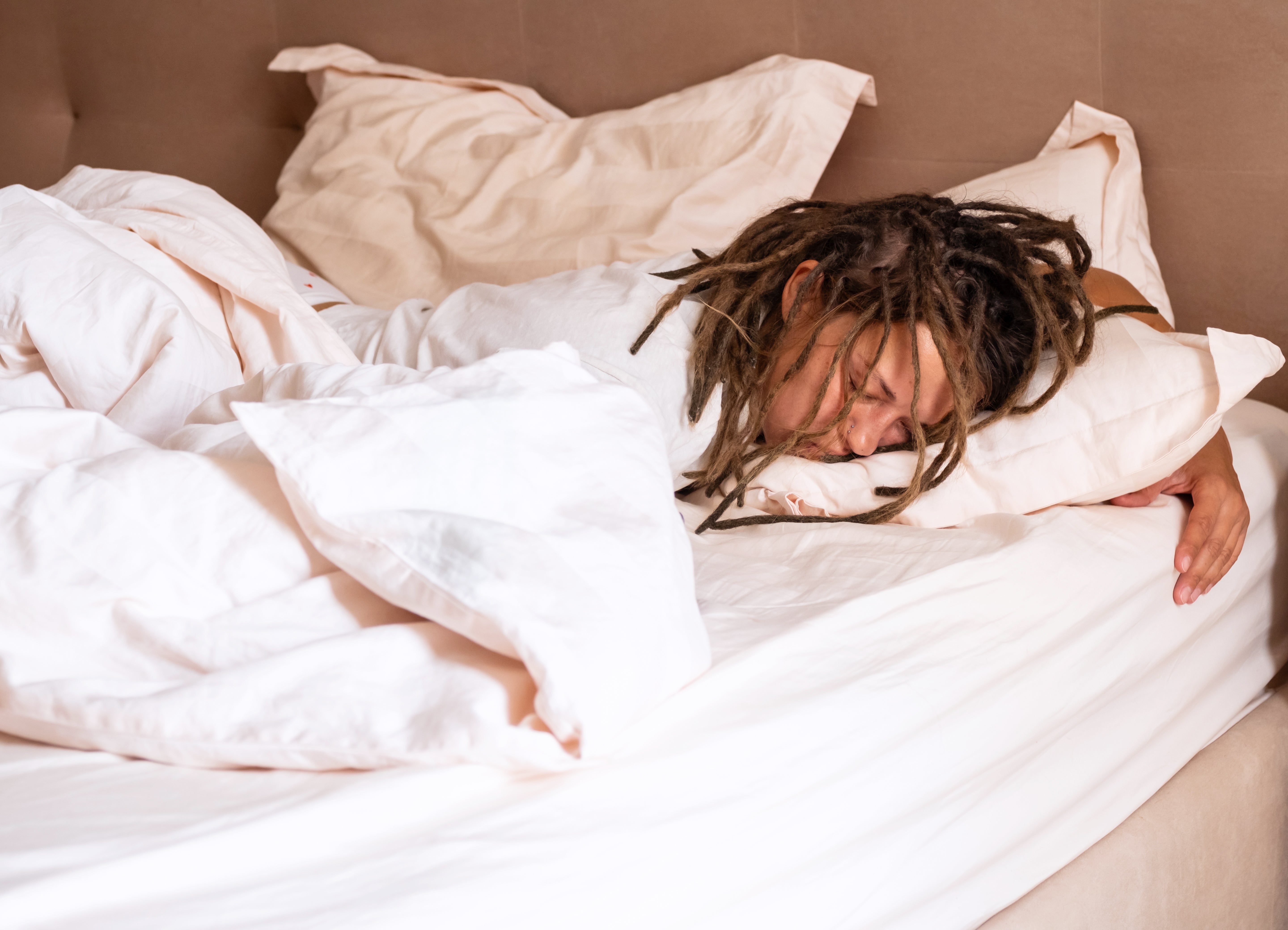 Uyku Terörü Nedir ve Nasıl Ortaya Çıkar?